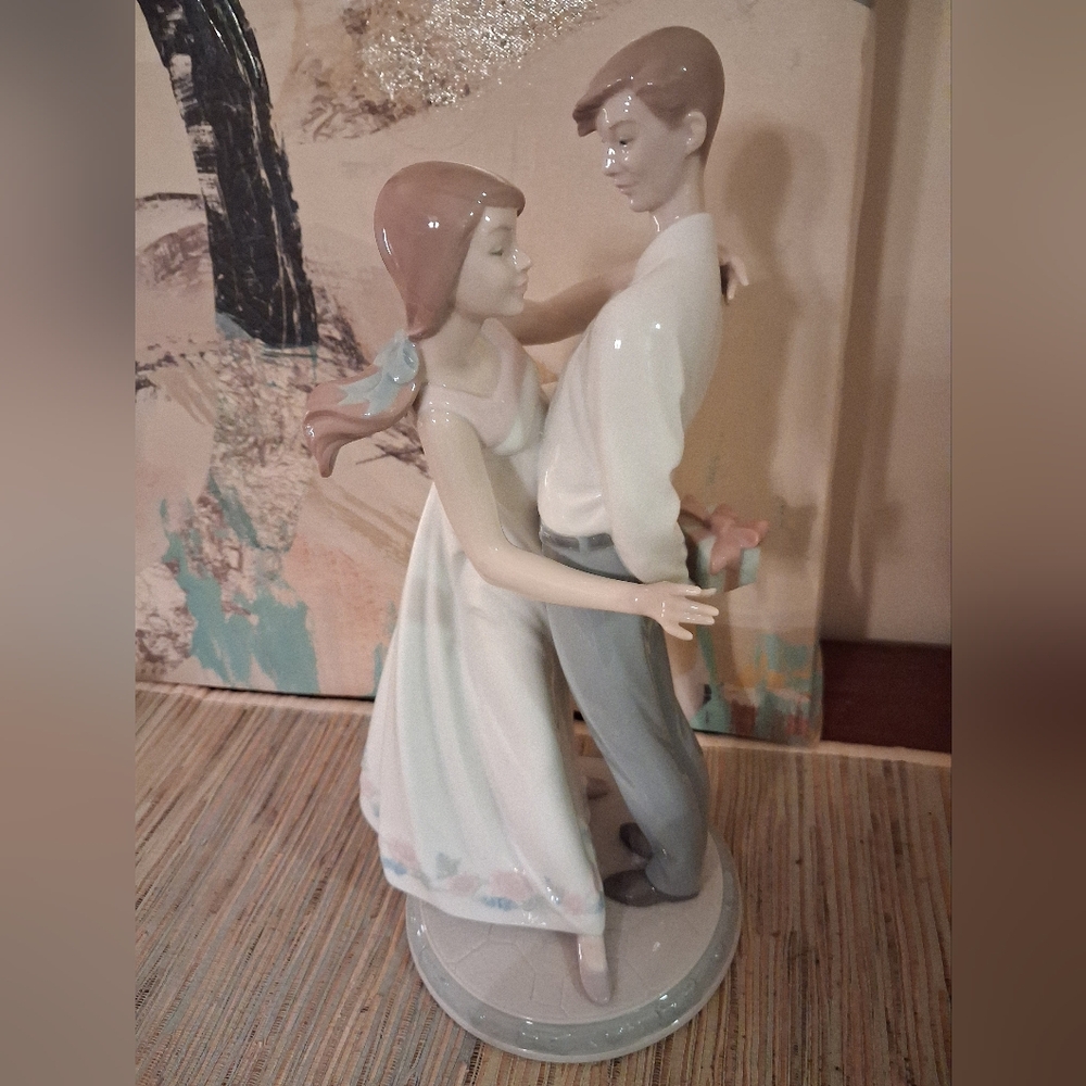 SIGNED Lladro Love's Little Surprise #6746